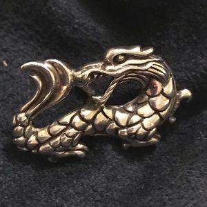 John Hardy Lapel Pin